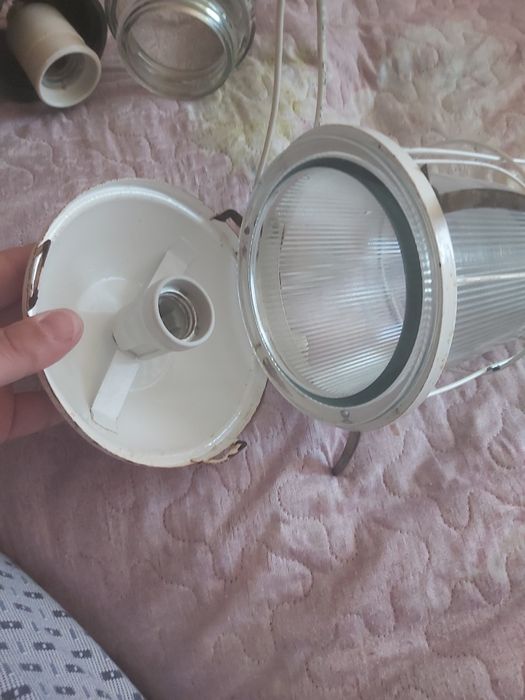 Продам светильники. Пишите