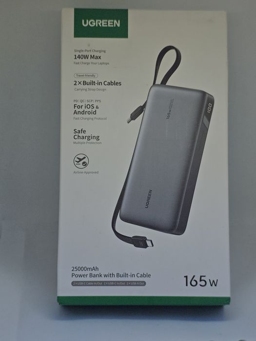 Ugreen Nexode 165W / 25 000 mAh с вграден прибиращ се USB-C кабел