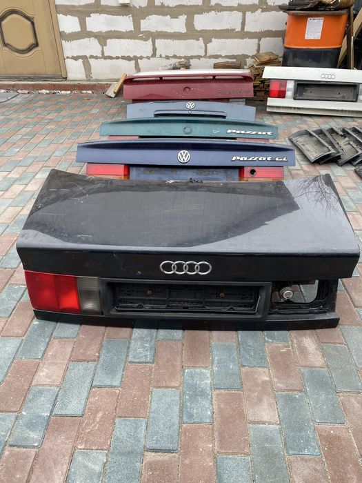 Крышки багажника Ауди 100,80 А4B5 Пассат B3,B4,B5