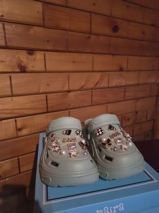 De vânzare - Crocs