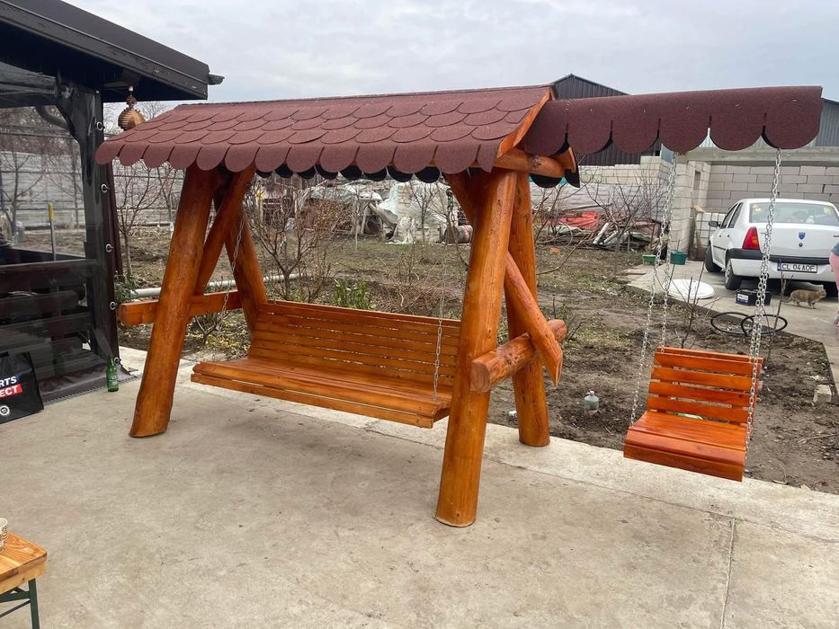 Balansoar  rustic  cu un leagăn  pentru copil