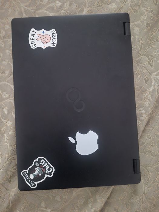 Fujitsu LIFEBOOK E449 laptop 8рам i3 8130