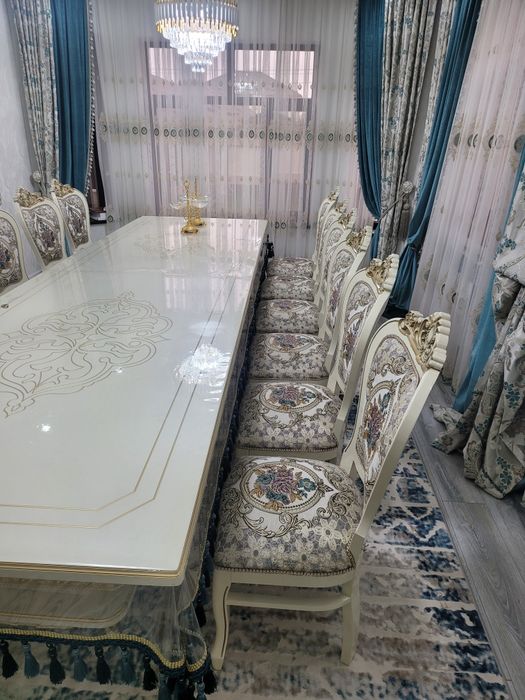 Стол и стулья 12шт