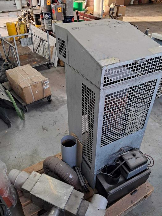 Продавам печка работеща с моторно масло, олио и нафта