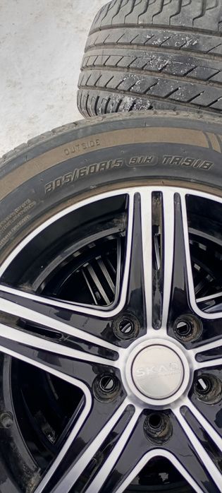 Колеса в сборе ,в отличном состоянии R15