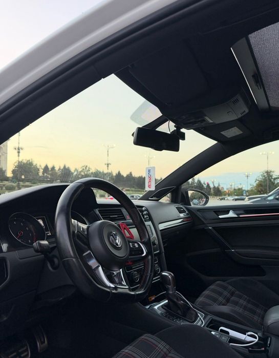 Golf 7 GTI ani 2015