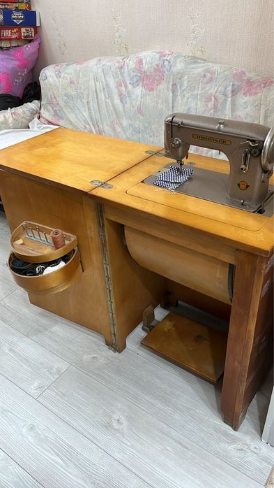 Швейная машинка