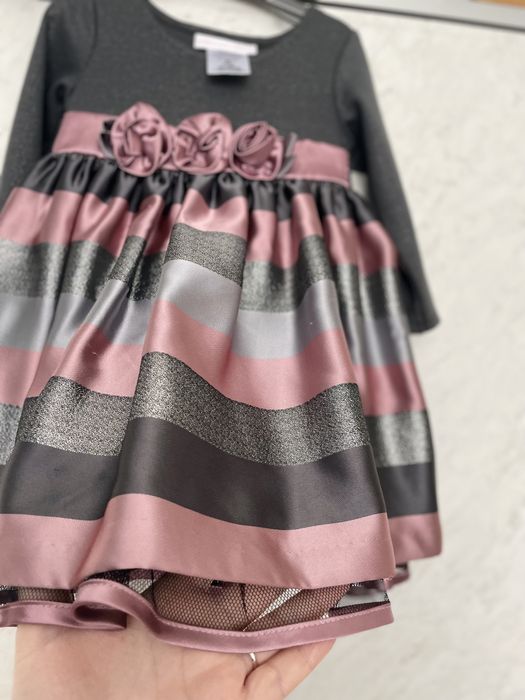 Страхотна рокля,86 рр