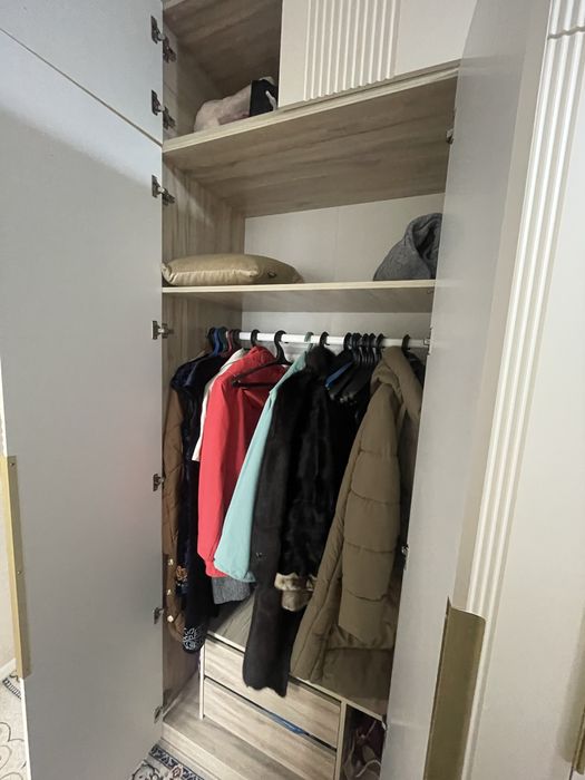 Продам шкаф новый