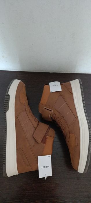 Демисезонные  ботинки.