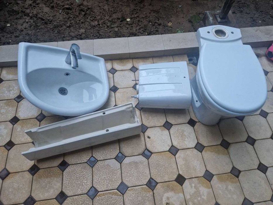 Унитаз ва унивальник