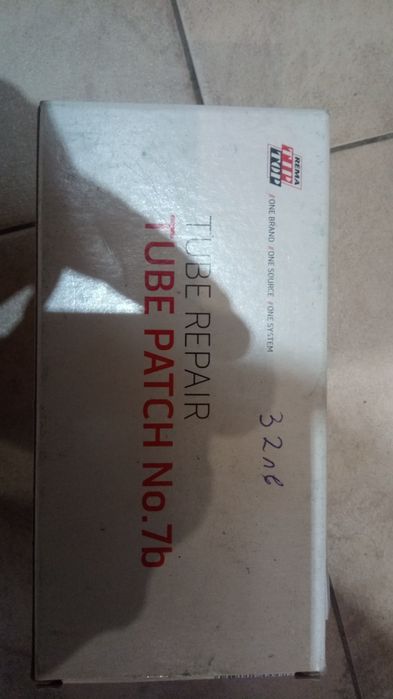 Вентили за гуми и тежести