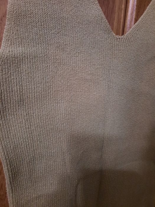 Разгрузка гардероба/ продам вещи (платья, кофты)