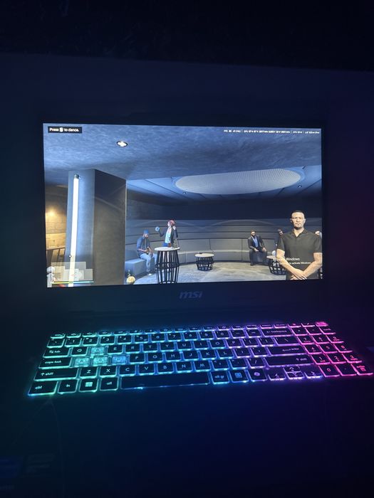 Vand laptop Msi Cyborg 15 B13WEKG