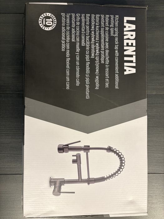 Baterie chiuveta bucatarie , pipa flexibila, alama sanitara