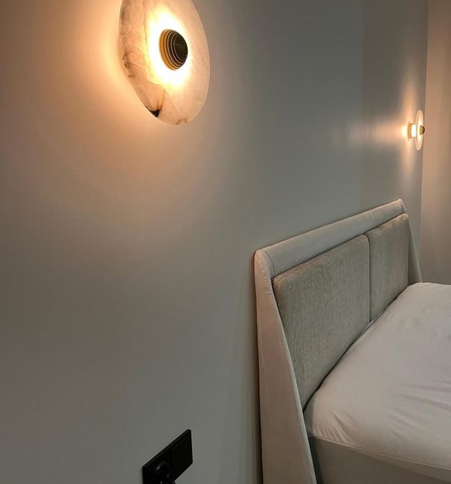 Современная кровать по вашим требованиям и размерам