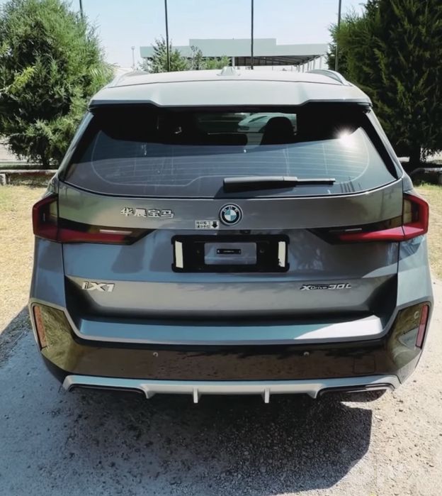 BMW ix1 30L xDRIVE awd 2023
