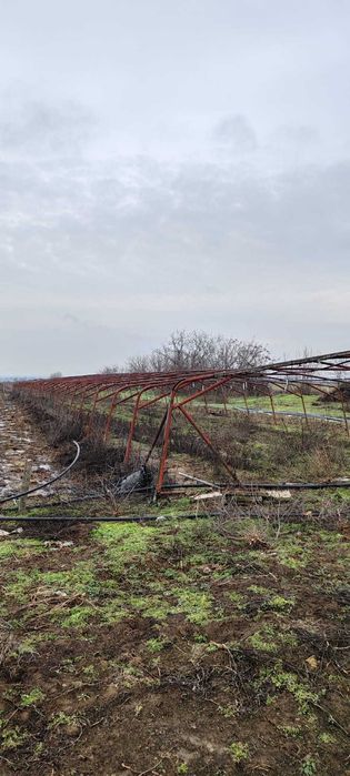 Vand echipamente agricultura : teasc struguri  , solare , cub plastic