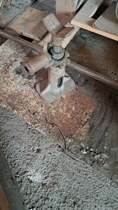 Домкрат советский