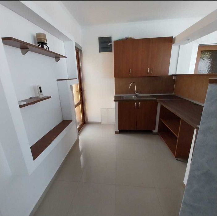 Spațiu 80 mp – birouri, cabinet medical sau farmacie
