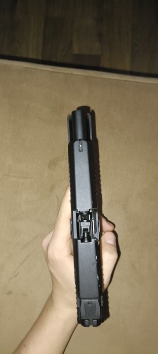 Pistol aiersoft CZ P-10 C 9x19mm