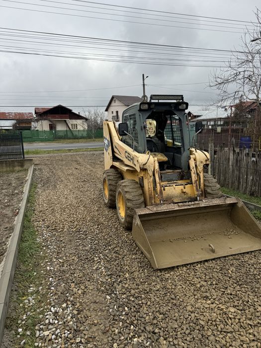 Inchiriez miniexcavator 3,5t transpor marfa 3,6,9m piatra nisip pamant