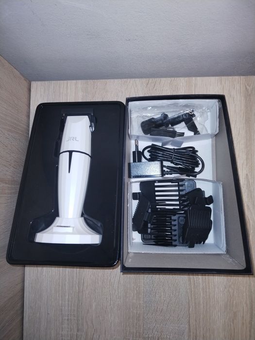 Set complet pentru tuns JRL