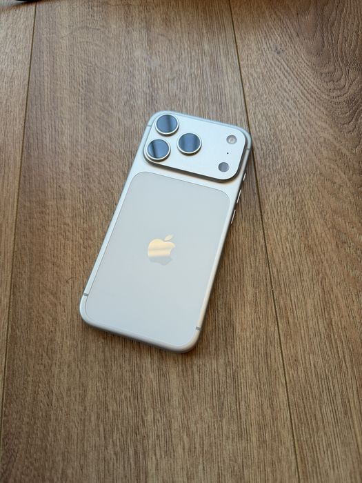 Чисто НОВ! Iphone 17 PRO 512gb Silver  / ЧИСТО НОВ!