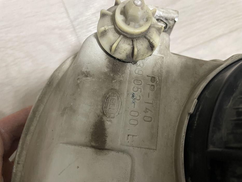 Передняя фара фольцваген вента