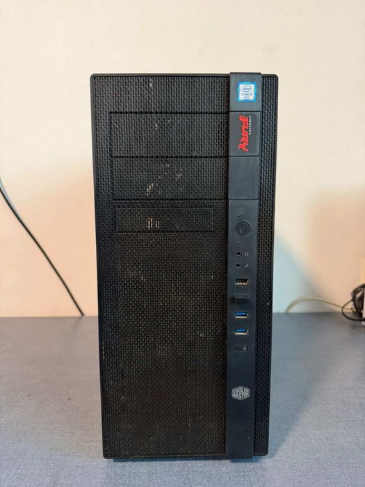 Настолен геймърски компютър – Intel Core i5 / ASUS ROG Strix / 16GB RAM / 700W FSP
