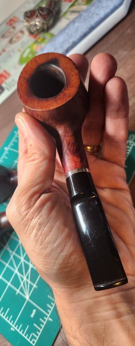 Pipe Stanwell pentru fumători