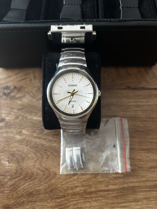 Часовник Casio MTP-1325