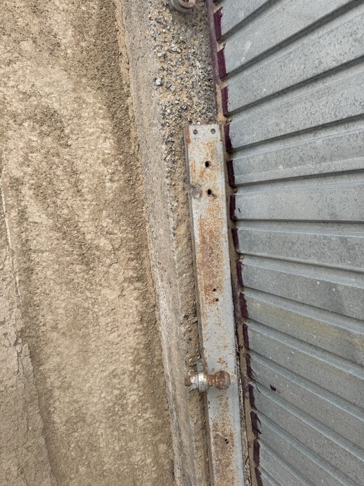 Задний бампер с фаркопом от нивы