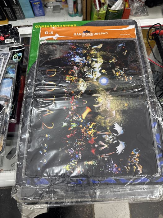 Мышки, коврики, клавиатуры.