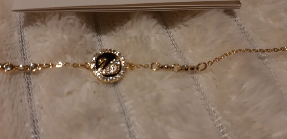 Bratara Swarovski,noua,model superb