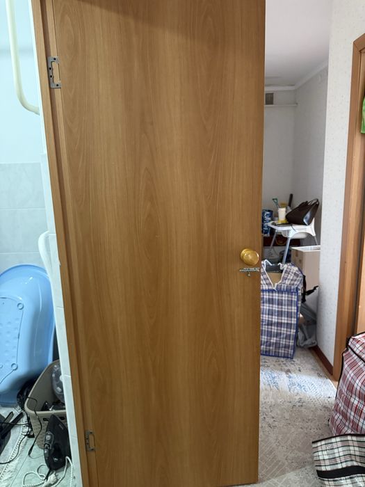 Продам двери коричневые