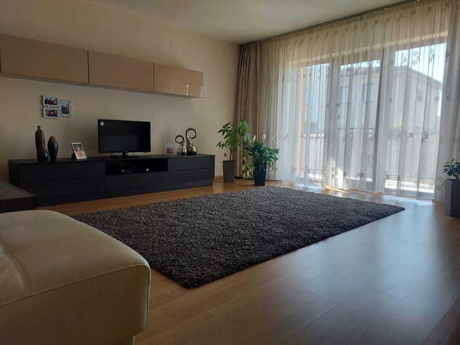 Casă individuala in Centru / zona Arex/ 5 camere/ Teren 500 mp/ Mobilata si utilata
