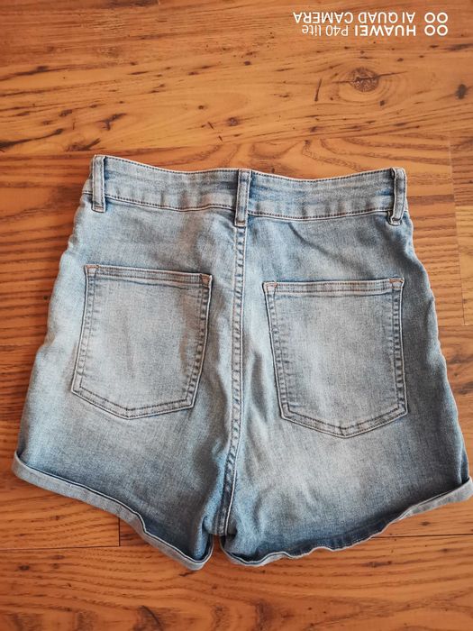 Къси дънкови панталони