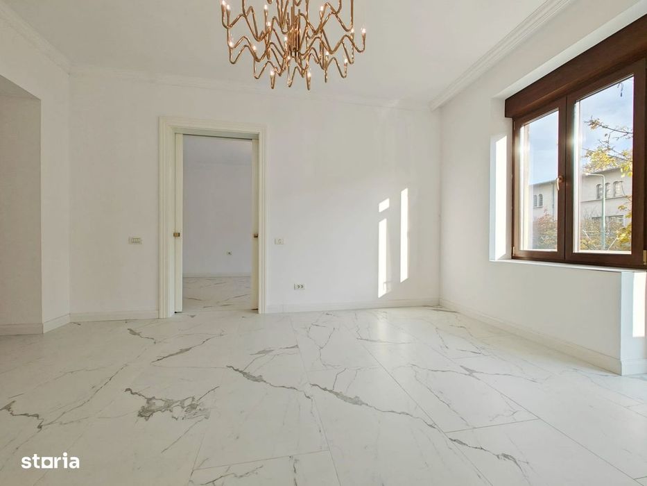 Proprietar vand Apartament 3 camere cu balcon în Iosefin