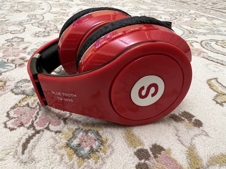 Наушники Bluetooth