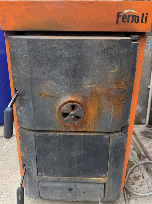 Pachet cazan fonta Ferolli 24 kw + boiler termoelectric 100L + pompa recirculare Grundfus + sursa
