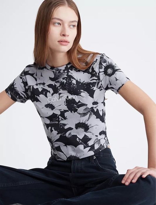 Calvin Klein оригинал укороченный лонгслив кроп топ кофта