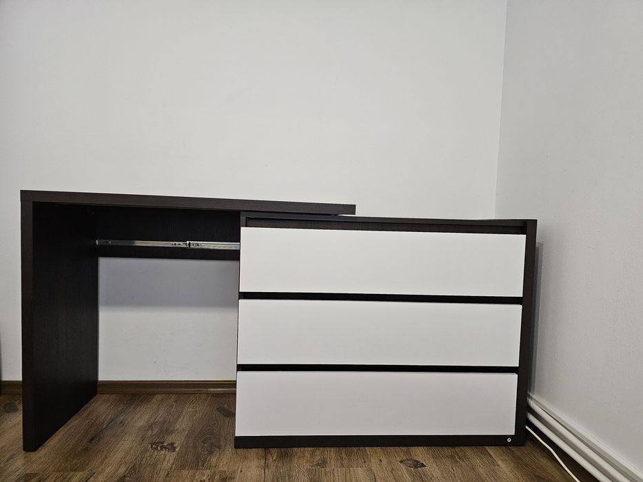 Vând comoda extensibila