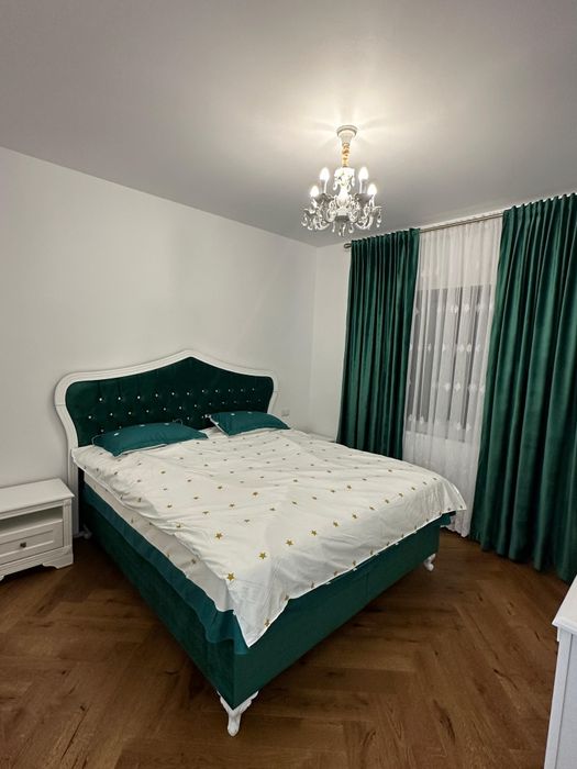 De vânzare apartament 3 camere