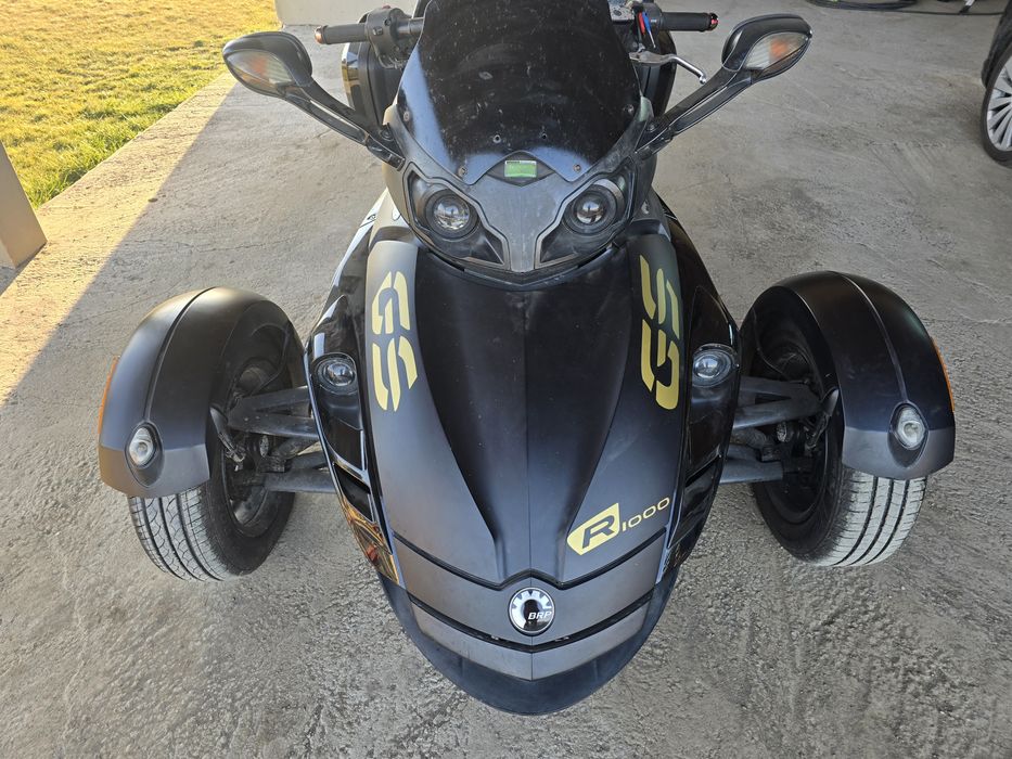 Can am Spyder 1000r