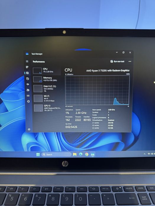 Laptop HP 15 – Ryzen 5 7520U, 16GB RAM, SSD 512GB, Ca Nou, Garanție până în Iulie 2027