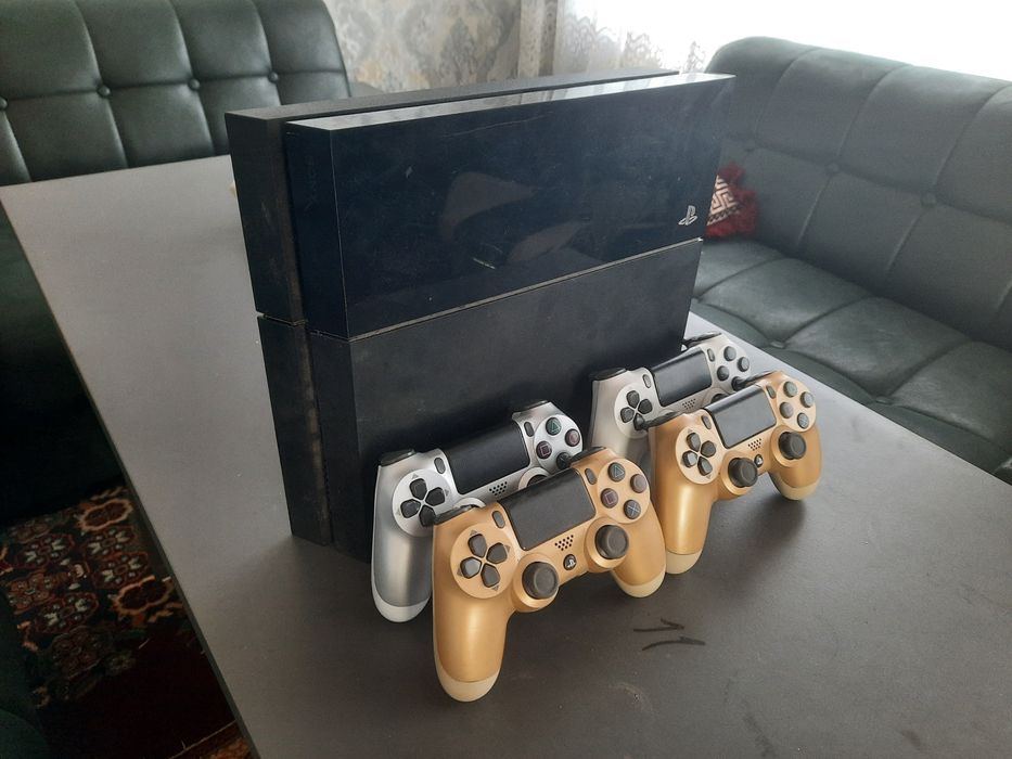 PS4 Õyin pristavkasi