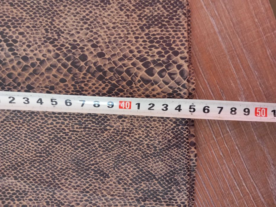 Пола змийски принт с чанта