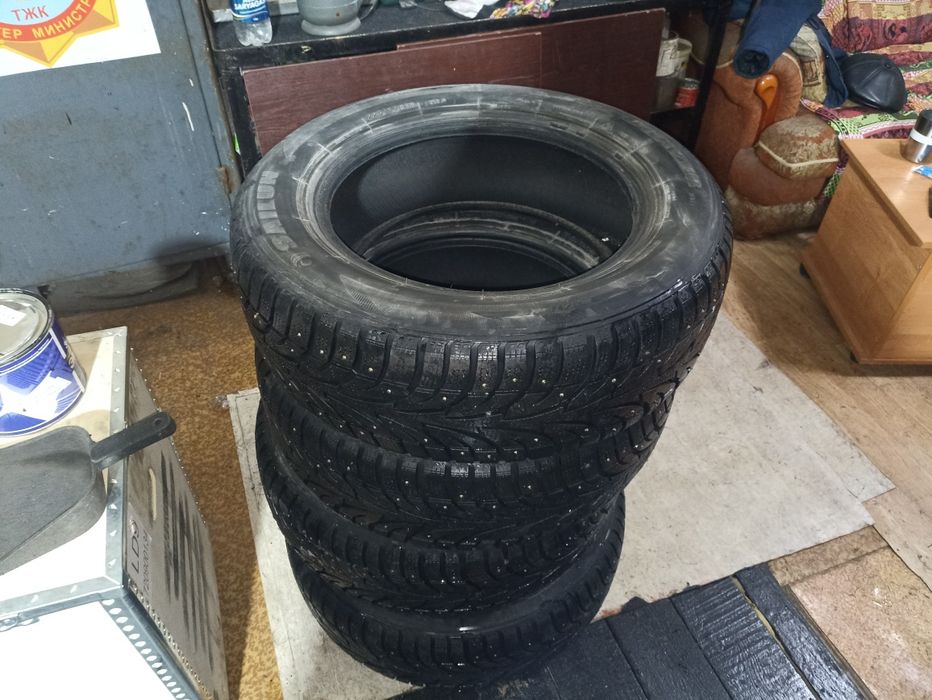 Шины зимние, шипы. 225х65х17