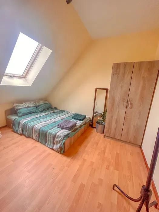 Дава се под наем Двустаен апартамент в Варна, Колхозен пазар - 45 кв.м за 381.99 € - Снимка #3